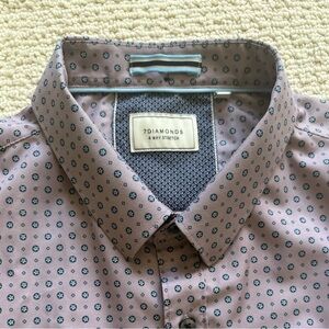 7 Diamonds Men's Lavender and Blue Floral Shirt. 4 way stretch.